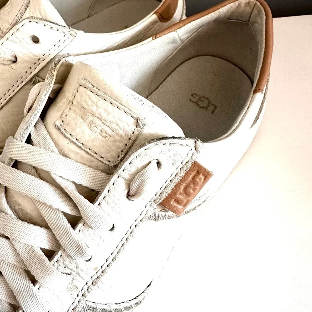 UGG white leather sneakers size 7 - Picture 2 of 8